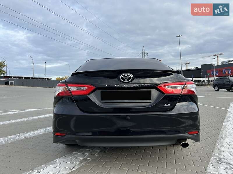 Седан Toyota Camry 2017 в Киеве фото 13 Седан Toyota Camry 2017 в Киеве
