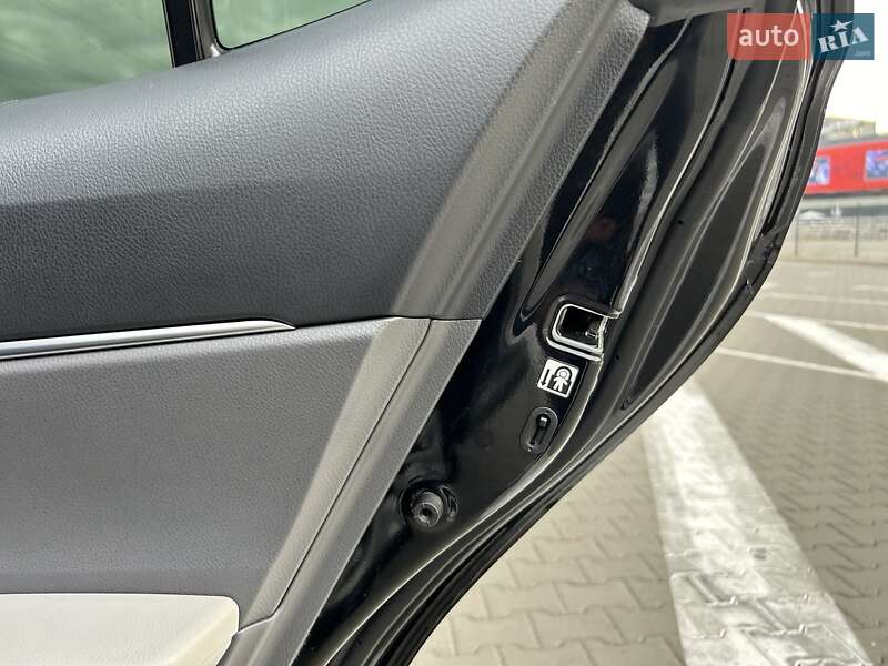 Седан Toyota Camry 2017 в Киеве фото 48 Седан Toyota Camry 2017 в Киеве