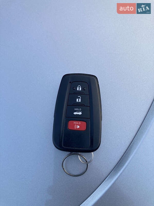 Седан Toyota Camry 2020 в Ізмаїлі