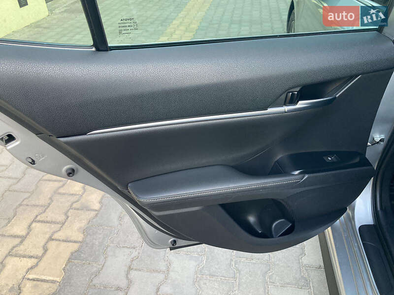 Седан Toyota Camry 2020 в Ізмаїлі