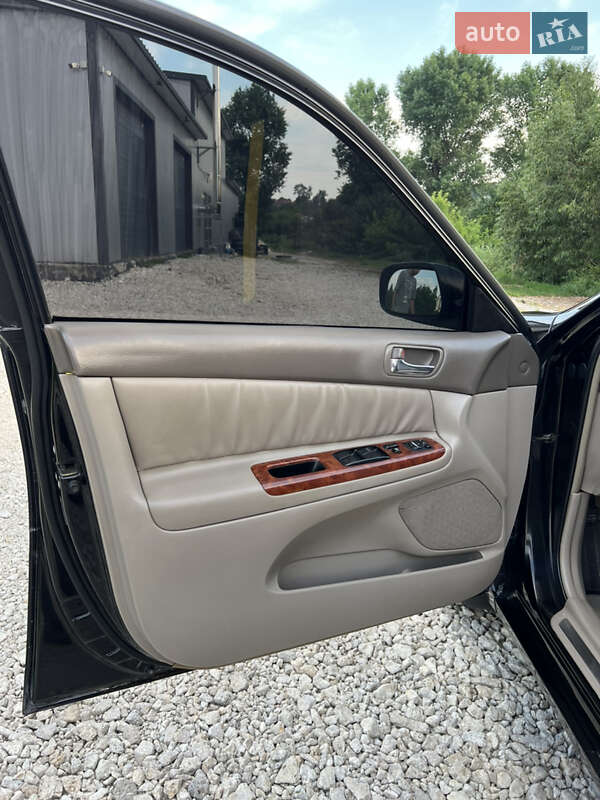 Седан Toyota Camry 2003 в Тернополі