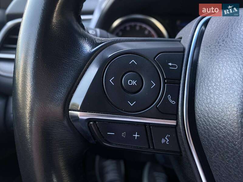 Седан Toyota Camry 2018 в Одесі