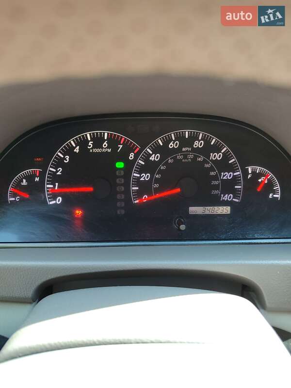 Седан Toyota Camry 2005 в Івано-Франківську