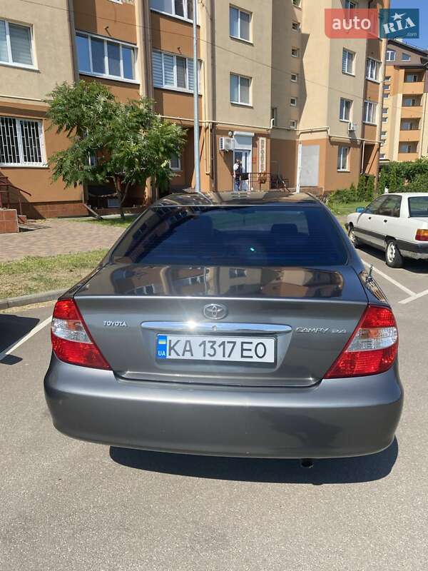 Седан Toyota Camry 2003 в Києві