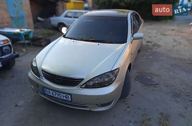 Седан Toyota Camry 2005 в Кропивницком