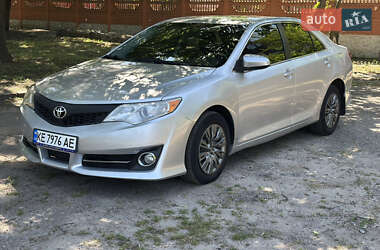 Седан Toyota Camry 2014 в Харькове