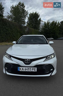 Toyota Camry 2017