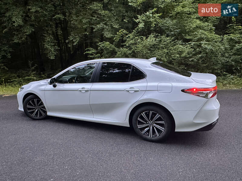 Седан Toyota Camry 2020 в Береговому фото 3 Седан Toyota Camry 2020 в Береговому