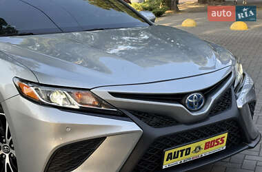 Седан Toyota Camry 2018 в 