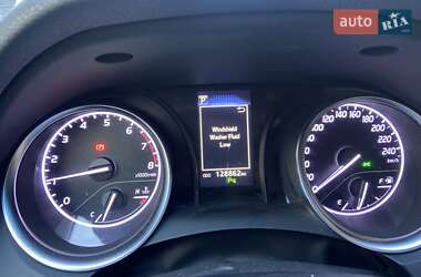 Седан Toyota Camry 2017 в 
