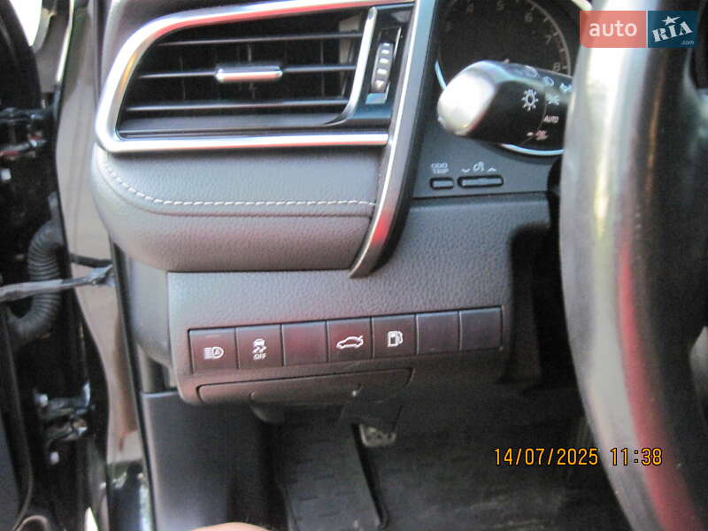 Седан Toyota Camry 2017 в Запорожье фото 13 Седан Toyota Camry 2017 в Запорожье