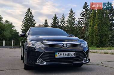 Седан Toyota Camry 2015 в Жовтих Водах