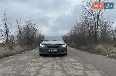 Седан Toyota Camry 2008 в Великой Александровке