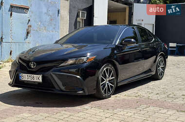 Седан Toyota Camry 2023 в Кременчуці