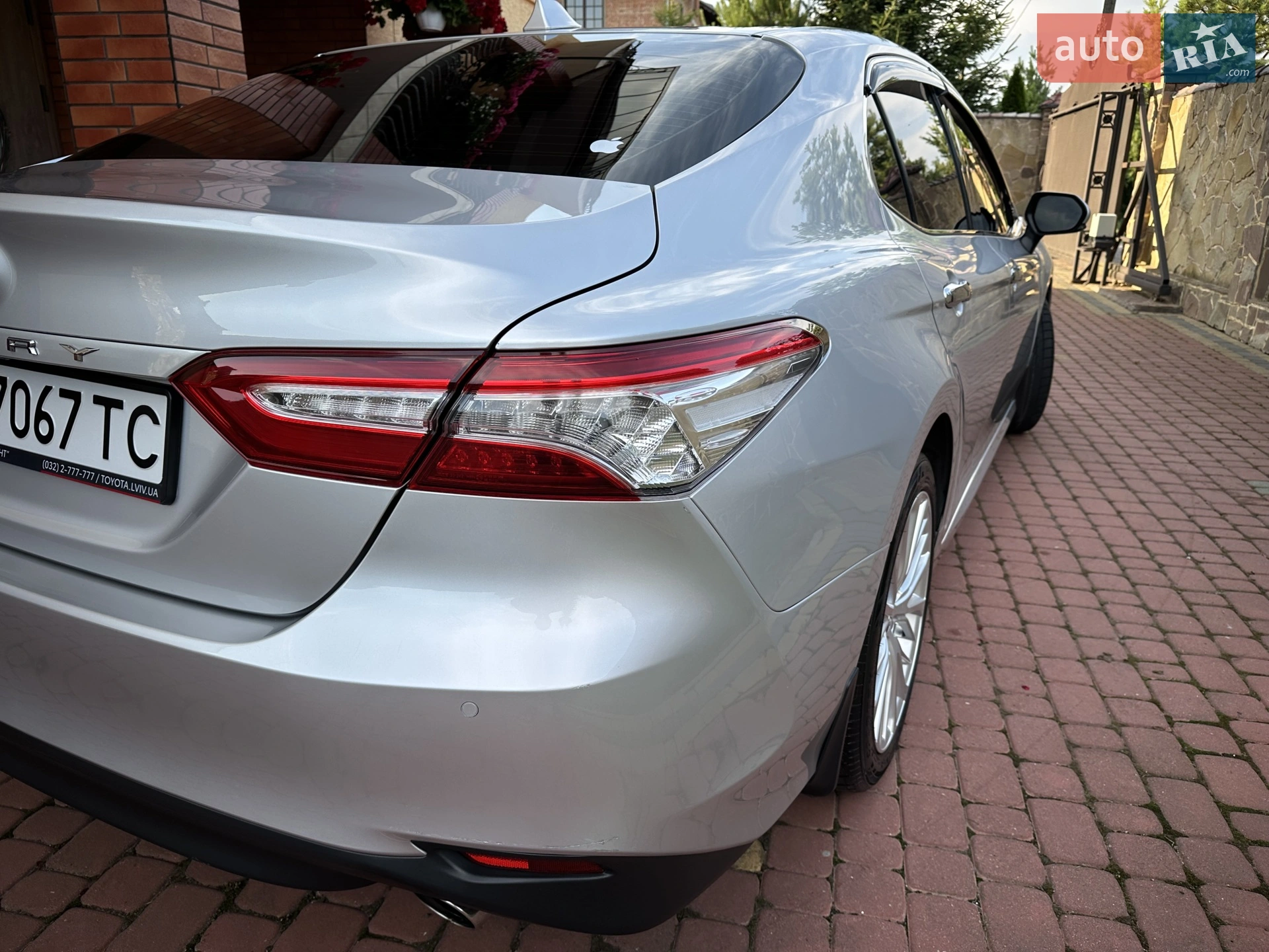 2017 Toyota Camry - мініатюра 8