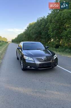 Седан Toyota Camry 2008 в Умані