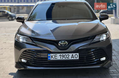 Седан Toyota Camry 2018 в 