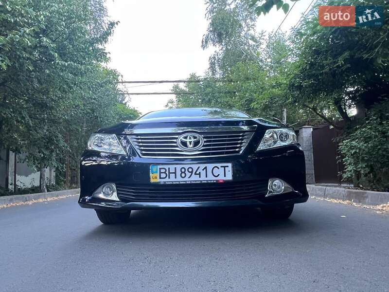 Седан Toyota Camry 2014 в Одессе