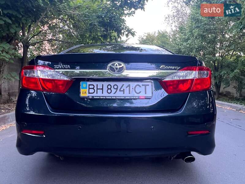 Седан Toyota Camry 2014 в Одессе