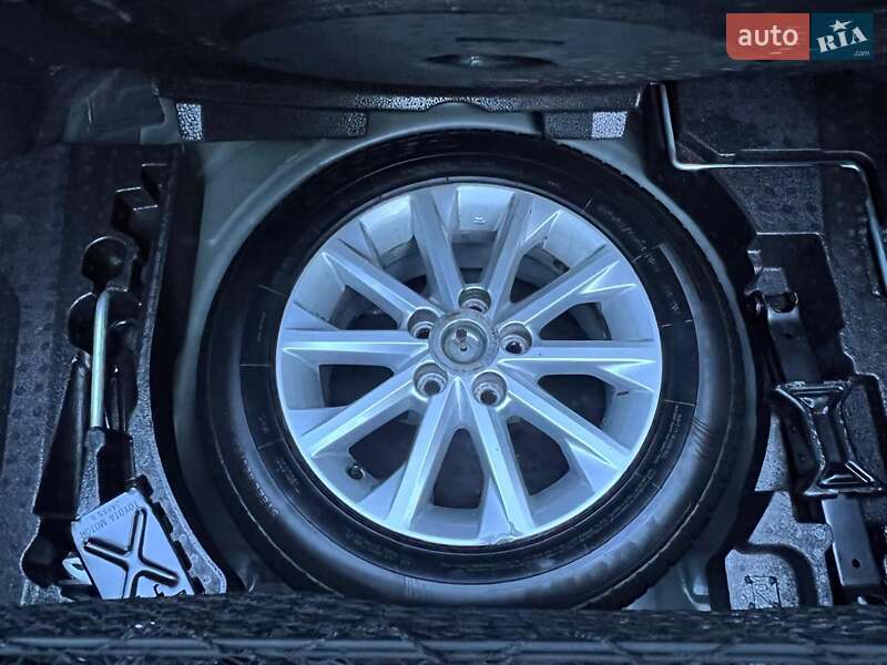 Седан Toyota Camry 2014 в Одессе