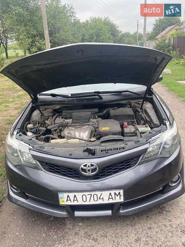 Toyota Camry 2012