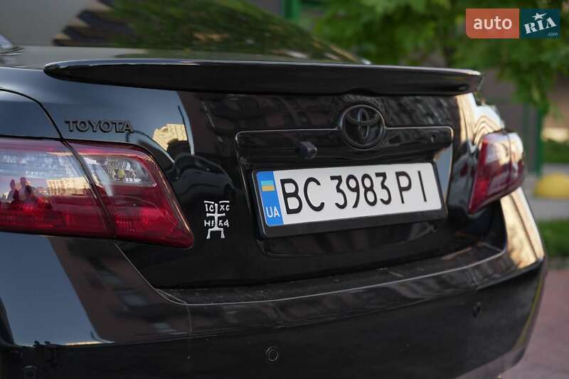 Седан Toyota Camry 2007 в Львові