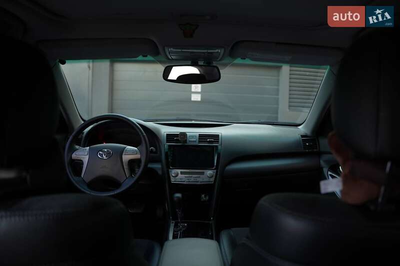 Седан Toyota Camry 2007 в Львові