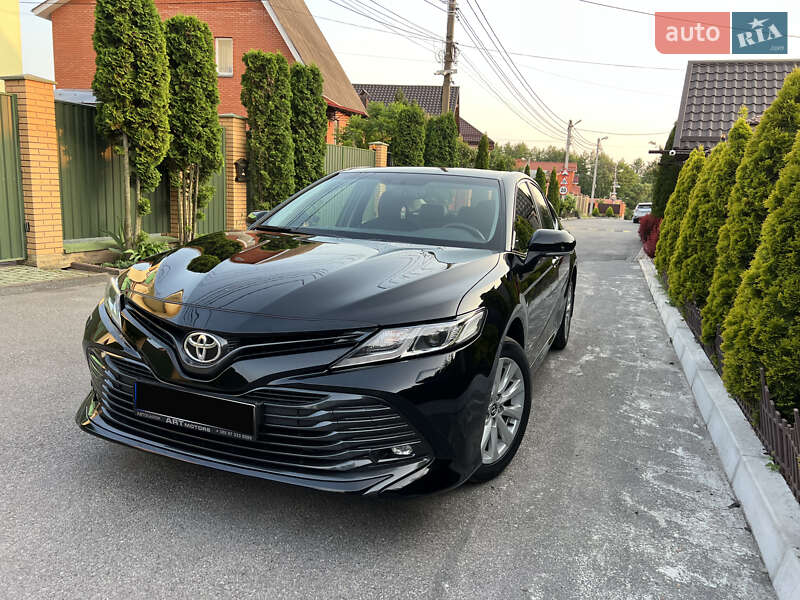 Toyota Camry 2018