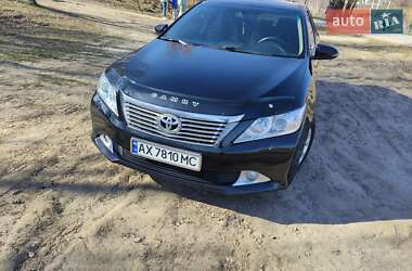 Седан Toyota Camry 2011 в Хмельницком