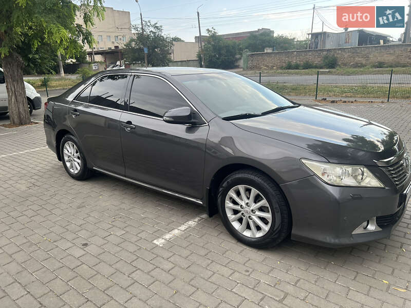 Седан Toyota Camry 2013 в Одессе