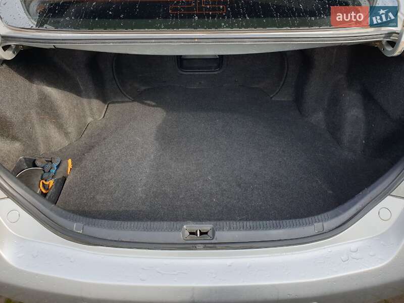 Седан Toyota Camry 2007 в Виннице