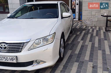 Седан Toyota Camry 2012 в 