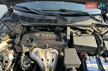 Седан Toyota Camry 2006 в 