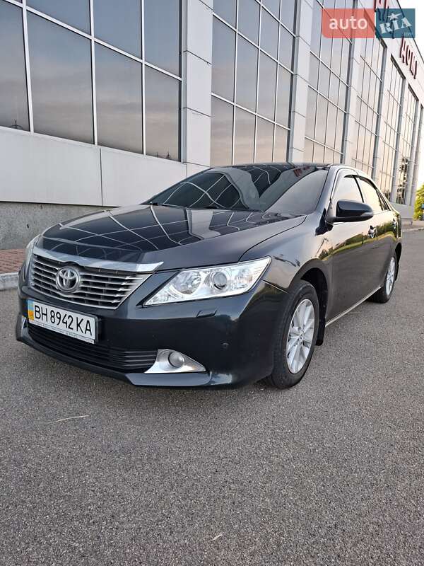 Toyota Camry 2012