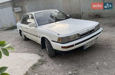 Седан Toyota Camry 1983 в Одессе