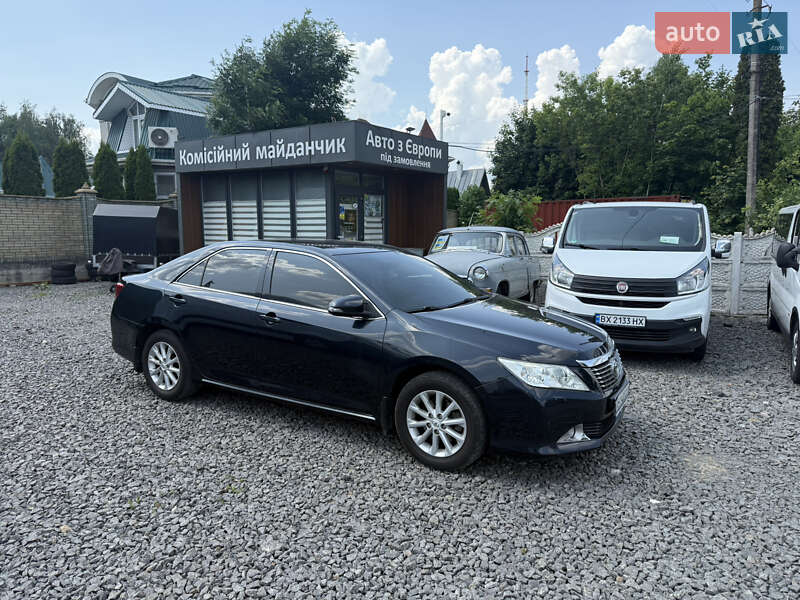 Toyota Camry 2012