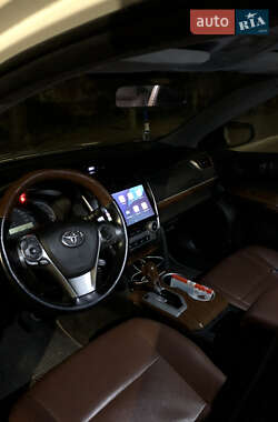 Седан Toyota Camry 2015 в  фото 13 Седан Toyota Camry 2015 в