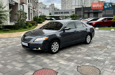 Седан Toyota Camry 2008 в Киеве