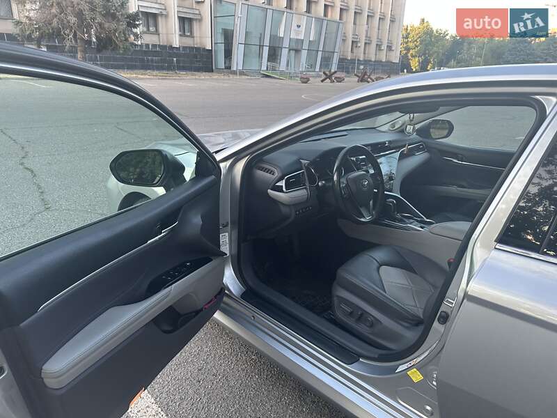 Седан Toyota Camry 2017 в Одесі