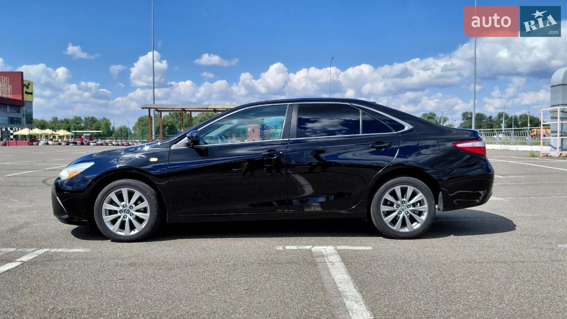 2016 Toyota Camry - фото 1