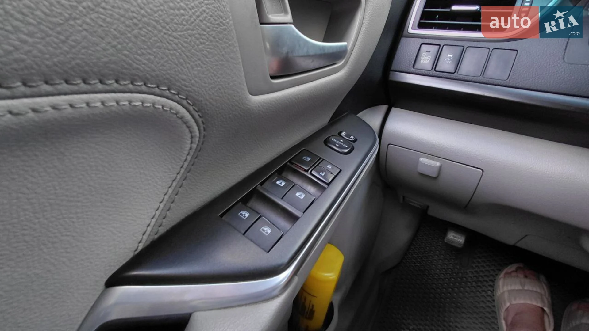 2016 Toyota Camry - мініатюра 13
