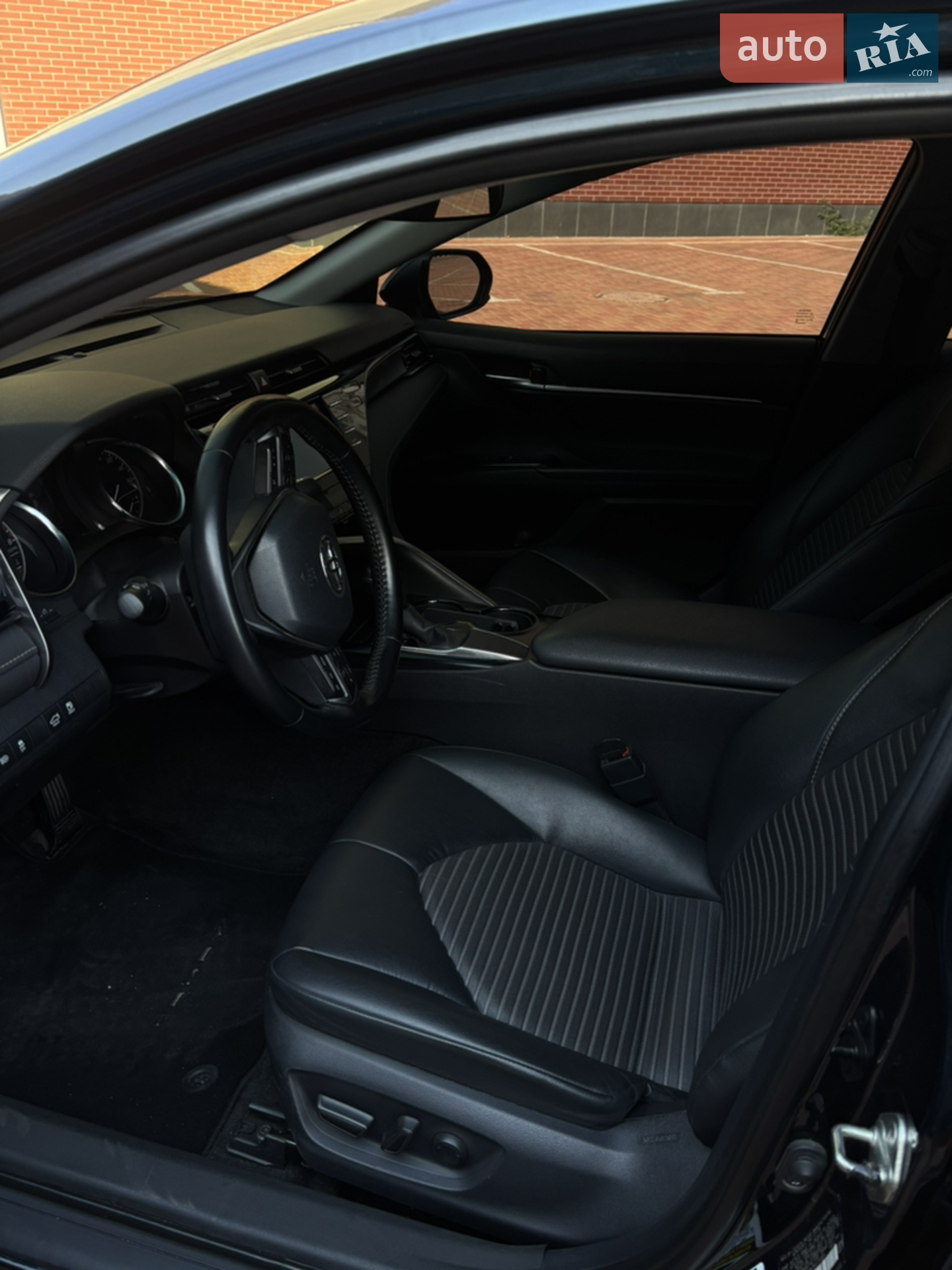 2019 Toyota Camry - мініатюра 12