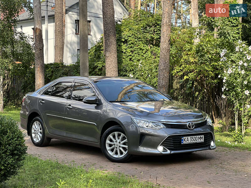 Toyota Camry 2014