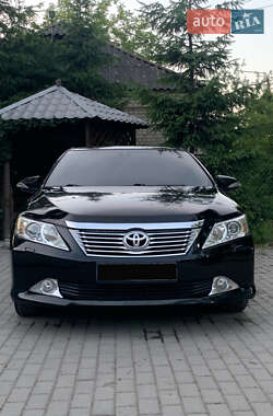 Седан Toyota Camry 2012 в Хмельнике