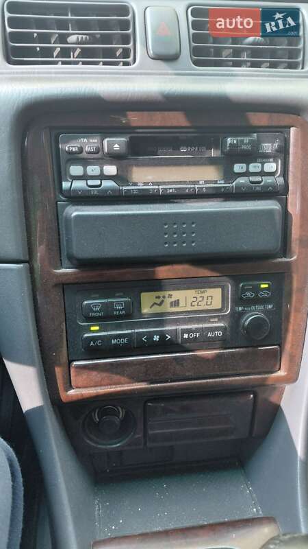 Toyota Camry 2000