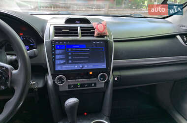 Седан Toyota Camry 2013 в Краматорске