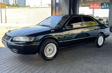Седан Toyota Camry 1998 в Одесі