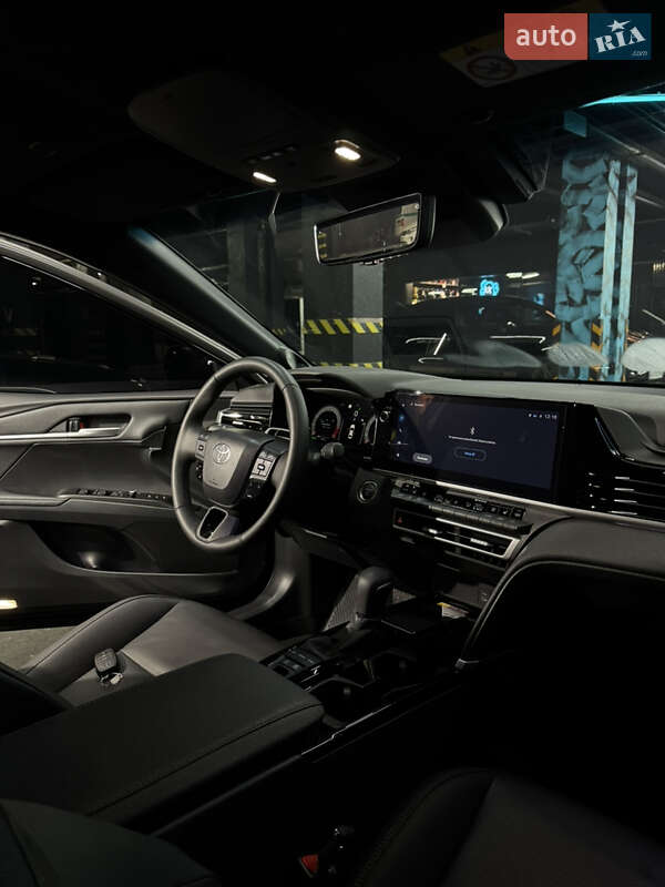 Седан Toyota Camry 2024 в Киеве фото 29 Седан Toyota Camry 2024 в Киеве
