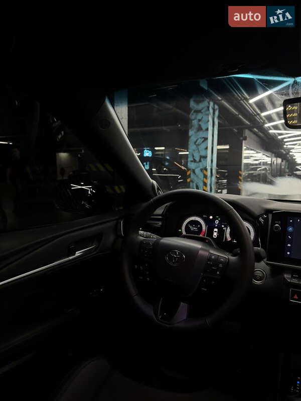Седан Toyota Camry 2024 в Киеве фото 48 Седан Toyota Camry 2024 в Киеве