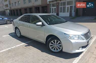 Седан Toyota Camry 2011 в 